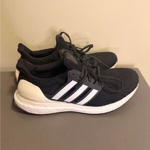 Mens Adidas Ultraboost Athletic Shoes (Mens 7 = Women’s 8.5)